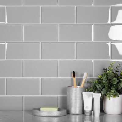 Minimalist Kitchen Backsplash, Grey Mosaic Tiles, Grey Subway Tiles, Grey Backsplash, Glass Brick, Glass Subway Tile, Tub Surround, Mosaic Wall Tiles, Glass Tiles