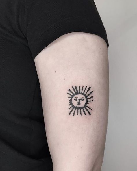 Warhol Tattoo Ideas, Andy Warhol Tattoo Ideas, 3 Line Tattoo, Cool Black Tattoos, Sun Stamp Tattoo, Follow The Sun Tattoo, Filled In Tattoos, Stamp Style Tattoo, Sun Flash Tattoo