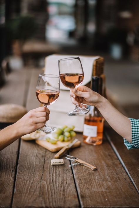 cheers wine glasses wine and cheese night ideas wine with friends in the summer - My Style Vita #wine #wine #cheers Wine Bottle Photography, Wine Pics, Rosé Wine, Wine Photography, Wine Tasting Party, Food Drink Photography, Wine Night, Summer Wines, Wine Cheese