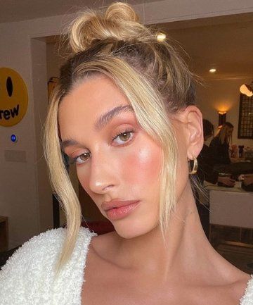 Tousled With Tendrils Add a hint of texture to thick face-framing strands. The soft finish slays with a loose updo. Just look at Hailey Bieber's gorgeous look. Thick Blonde Hair, Ciara Hair, Fall Hair Trends, Peinados Faciles, Hailey Baldwin, Face Framing, Elegant Hairstyles, Hair Updos, Fall Hair