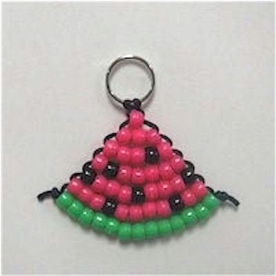 Summer is a fun time to enjoy crafting with beads. The FreeKidsCrafts Team created this Watermelon Bead Pattern to hang on your backpack or key chain. Bead Beaded Key Chain, Watermelon Crafts, Pony Bead Projects, Pony Bead Crafts, Arts And Crafts Storage, Arts And Crafts For Adults, Arts And Crafts For Teens, Beading For Kids, Keychain Craft