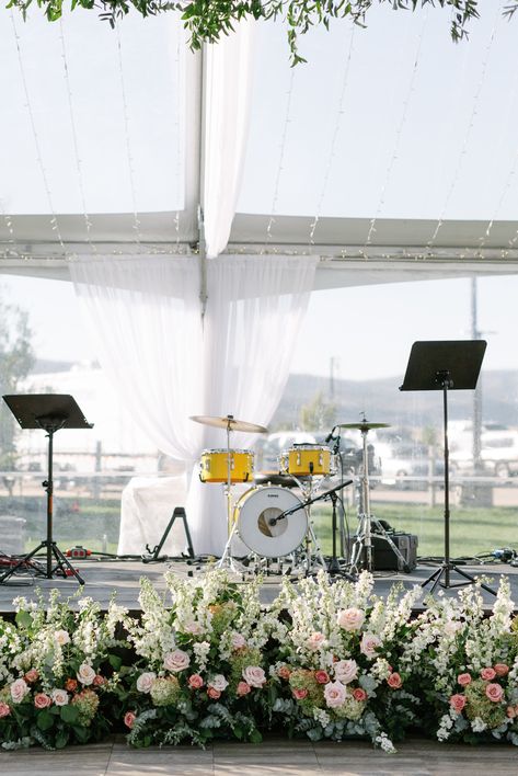 Wedding Band Stage Flowers, Floral Hedge, Stage Flowers, Cappuccino Rose, White Delphinium, Band Stage, Flower Moxie, King Birthday, Floral Runner