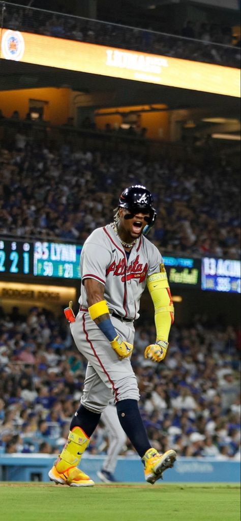 Atlanta Braves Iphone Wallpaper, Fitted Hats Aesthetic, Atlanta Braves Wallpaper, Brave Wallpaper, Hot Baseball Players, Dodgers Nation, Lebron James Wallpapers, Baseball Accessories, Baseball Wallpaper