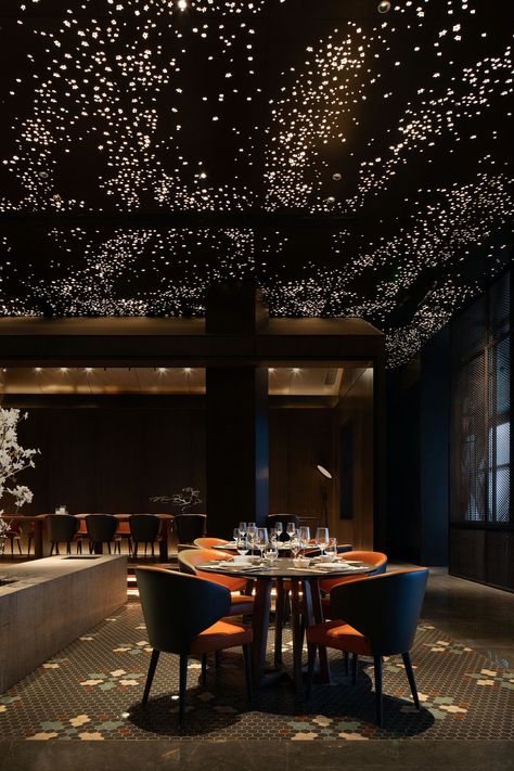 Taste Jiangnan Restaurant | LDH Architectural Design | Archinect Restaurant Lighting Design, Luxury Restaurant Interior, Restaurant Design Inspiration, Elegant Restaurants, Luxury Restaurant, Patio Style, Restaurant Lighting, Restaurant Concept, Lounge Design