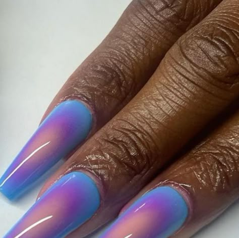 Faness on Instagram: "For the girlies who LOVE 😍 aura nails 💅🏽" Aura Nails On Dark Skin, Sparkly Aura Nails, Retro Inspired Nails, Aura Nails Rainbow, Pink Blue And White Nails, Coffin Aura Nails, Aura Nail Design, Purple And Blue Acrylic Nails, Lavender Aura Nails