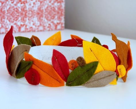 Autumn Leaves Costume, Felt Leaf, Autumn Love, Felt Crown, Leaf Crown, Felt Leaves, Autumn Crafts, Birthday Crown, Seasonal Crafts