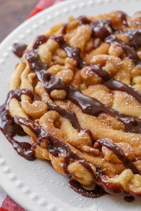 Funnel Cakes recipe Funnel Cake Batter, Fair Recipes, Funnel Cake Bites, Funnel Cake Fries, Cake Batter Recipes, Homemade Funnel Cake, Funnel Cake Recipe, Inside Cake, Funnel Cakes