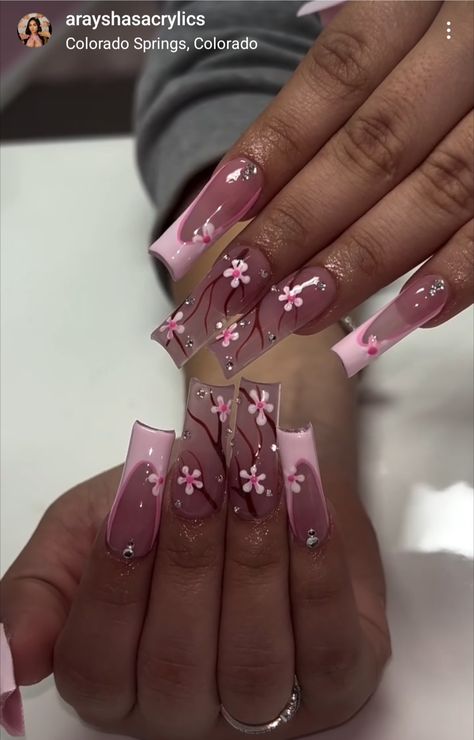 Nail Designs With Diamonds Rhinestones, Nail Charms Designs, Vacay Nails Acrylic, Summer Vacay Nails, Dominican Nails, 16 Nails, Vacay Nails, Future Nails, Grunge Nails