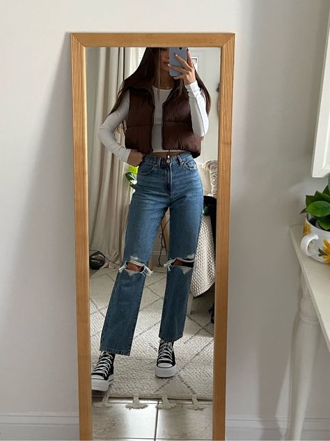 Straight Jeans Outfit, Winter Board, Jeans Outfit Winter, Cute Outfits With Jeans, Winter Outfit Ideas, Cold Outfits, Outfit Jeans, Ideas Outfit, Cute Preppy Outfits