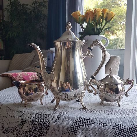 Silver vase decor