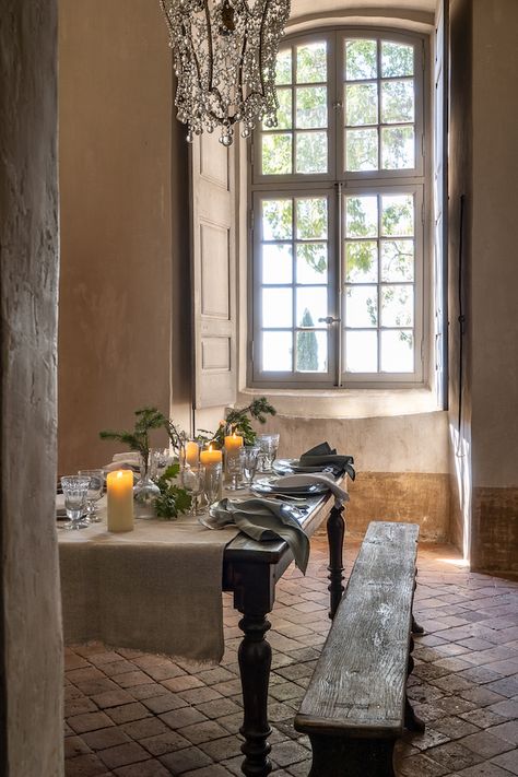 Chateaux Interiors, Country Home Magazine, My French Country Home, French Living, French Country Home, Casa Country, French Christmas, Home Magazine, French Interior