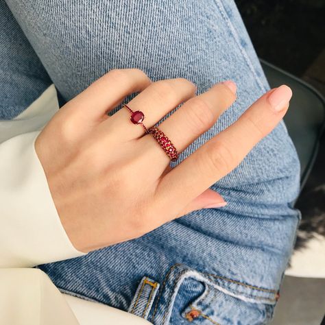 Ruby Ring Simple, Ruby Ring Designs, Ruby Necklace Designs, Ruby Bangles, Bridal Jewellery Inspiration, Pink Morganite Engagement Ring, Buy Gold And Silver, Ruby Ring Gold, Diy Bead Embroidery