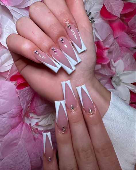 Square nails french rip with gems crystals long acrylic nails press on french acrylic White French Tops With Gems, French With Gems Nails, V French Tip Nails Coffin, French Tip With Gems, French Tips With Gems, French Tip Nails With Gems, Square Nails French, Tuxedo Nails, Long French Nails