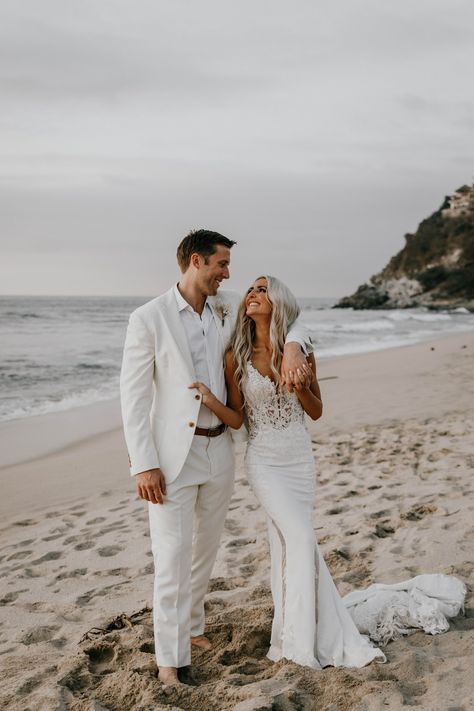 A quick recap from our destination wedding in Mexico Beach Wedding Pics Ideas, Beach Wedding Couple Photos, Destination Wedding Pictures, Destination Wedding Photo Ideas, Destination Wedding Pictures Photo Ideas, Tropical Wedding Pictures, Mexico Wedding Destination, Resort Wedding Photography, Beach Wedding Poses