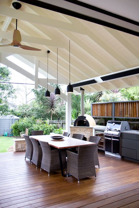 Raked Ceiling Outdoor Area, Indoor Outdoor Bar Design, Entertainment Deck Ideas, Rear Deck Ideas, Outdoor Entertainment Area Covered, Back Verandah Ideas, Outdoor Living Areas Covered, Timber Alfresco, Outdoor Alfresco Ideas