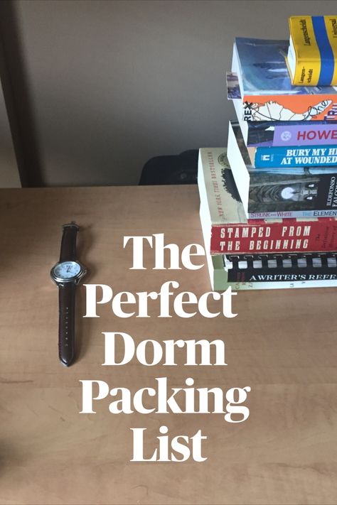 How to come up with your perfect dorm packing list. Whether you are just starting college, or you would just like to refine your list, here's a method to check out. What To Pack For University, Uni Packing List, College Dorm Packing List, University Packing List, Dorm Packing List, What To Bring To College, Packing For College, Dorm Packing, College Packing List