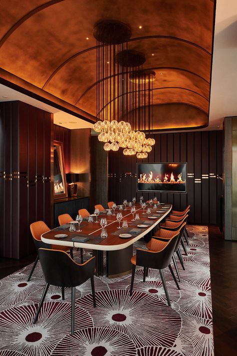 Private Dining Room Restaurant, Luxury Restaurant Interior, Vip Room, Luxury Restaurant, Modern Restaurant, Hotel Interior Design, Private Dining Room, Bar Interior, Restaurant Chairs