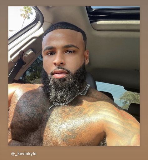 Black Men Beards, Dark Skin Men, Beard Gang, Beard Grooming, Black Is Beautiful, Bearded Men, Mens Hairstyles, Black Men