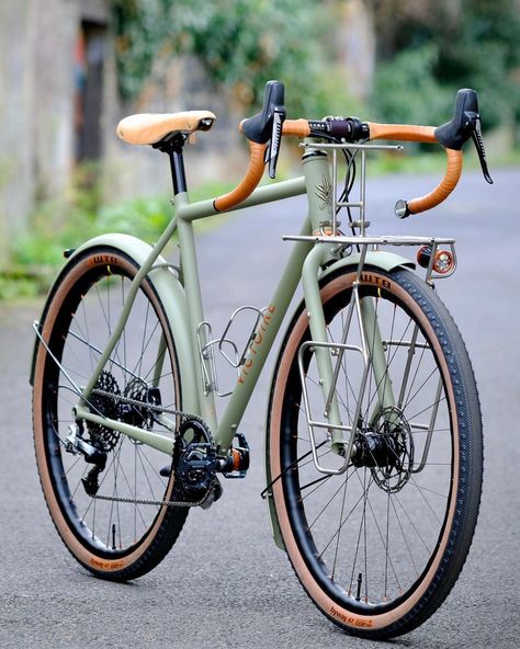 List of Rohloff Bike Models For Touring and Bikepacking - CyclingAbout Frame Inspiration, Mountain Cycling, Bike Friday, Bike Technology, Bikepacking Gear, Off Road Cycling, Bike Packing, Touring Bicycles, Bike Fender