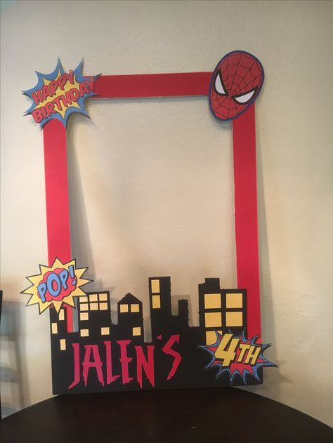 spider-man photo booth prop frame Spiderman Simple Decoration, Marvel Photo Booth, Spiderman Birthday Decorations Ideas, Diy Spiderman Backdrop, Spider Man Party Decoration, Spiderman Centerpiece Ideas Diy, Spiderman Party Decor, Diy Spider Man Decorations, Spiderman Diy Decorations