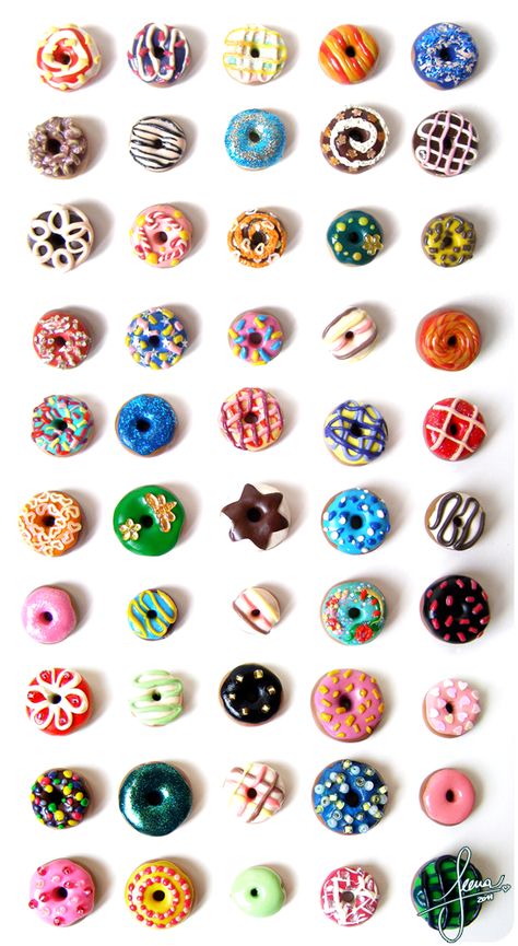 Cincin Diy, Fimo Kawaii, Crea Fimo, Colorful Donuts, ดินปั้น Polymer Clay, Tanah Liat, Cute Polymer Clay, Polymer Clay Miniatures, Deilig Mat