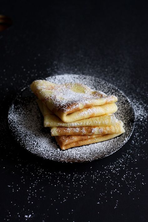 Austrian Palatschinken Cinnamon Applesauce, Sweet Lunch, 2023 Food, Dark Food, Pancakes Breakfast, Dark Food Photography, Austrian Recipes, Stroopwafel, Crepe Recipes