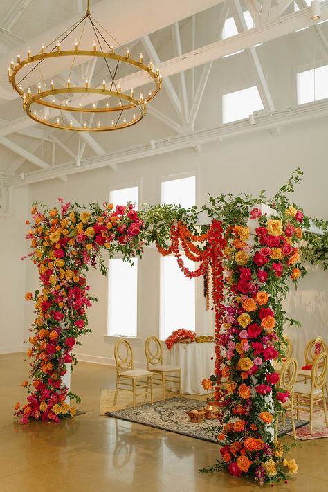 Colorful Indian Wedding - Indian Western Fusion Wedding Western Indian Wedding, Indian Wedding Color Schemes, Indian Floral Decor, Indian Wedding Centerpieces, Colorful Indian Wedding, Asian Fusion Wedding, 2026 Wedding, Orange Weddings, Indian American Weddings