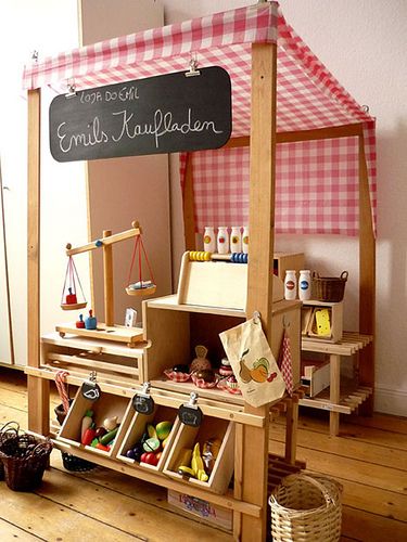 I would love to figure out how to make this for Emma! Diy Kids Grocery Store, Kids Grocery Store, Play Grocery Store, Koti Diy, Maluchy Montessori, Play Kitchens, Kid Rooms, Dramatic Play, Play Kitchen