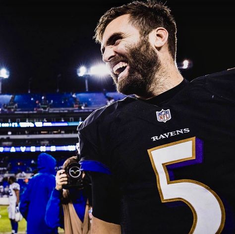 Joe Flacco Ravens Joe Flacco, Ravens, American Football, Nfl, Football, Wallpapers, Baseball Cards, Baseball, Quick Saves