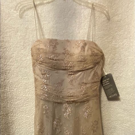 Beautiful Champagne Colored Formal Dress. Bought For My Daughters Wedding Years Ago, Found One I Liked Better. New With Tags. Shimmering Lace With 3 Light Weight Layers. Knee Length Champagne Dresses Wedding Guest, 90’s Prom Dresses, 90s Prom Dresses, Shifting Closet, Daughters Wedding, Vintage Long Dress, Colorful Dresses Formal, Vintage Formal Dresses, Jessica Howard Dress