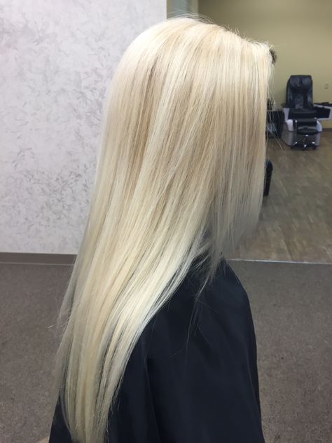 Perfect Blonde Hair, Icy Blonde Hair, White Blonde Hair, Light Blonde Hair, Blonde Hair Inspiration, Blonde Hair Shades, Blonde Hair Looks, Trendy Hair Color, Hair Shades