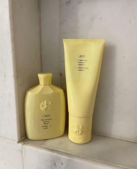 Best Shower Products, Feminine Care Tips, Expensive Shampoo, Miss Dior Cherie, Dior Eyeshadow Palette, Oribe Shampoo, Oribe Hair, Dior Eyeshadow, Dior Blush