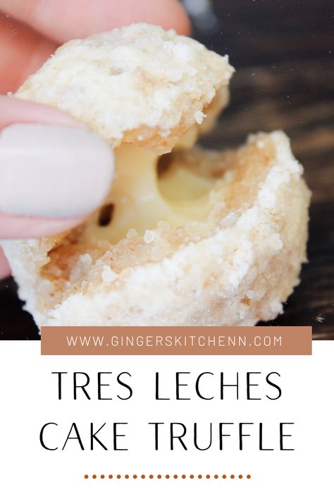 Truffles with condensed milk filling covered in white chocolate and vanilla crumbs. Inspired by MILK BAR's cake truffles. Tres Leches Cheesecake Recipe, Milk Bar Cake, Fridge Cake, Cake Pop Recipe, Tres Leches Cake, Cake Bites, Cake Truffles, Milk Bar, Tres Leches