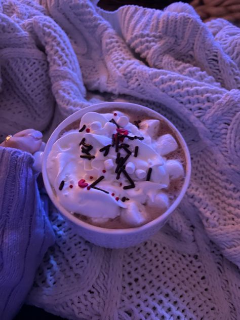 Hot Cocoa Aesthetic, Cocoa Aesthetic, Hot Chocolate Aesthetic, Hot Chocolate And Cookies, Cute Hot Cocoa, Crave Series, Winter Core, Burr Basket, Anna Claire