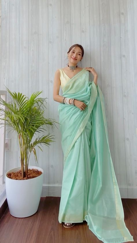 Isha Borah, Farewell Sarees, Saree Looks, Saree Look, Outfit Of The Day, Choker, The Day, Cute Outfits, Saree