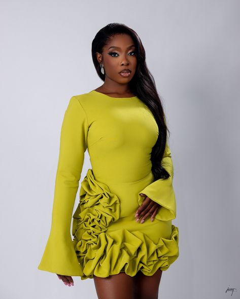 Classy Short Dresses, Fancy Short Dresses, Chic Dress Classy, Classy Gowns, Dinner Dress Classy, Effortlessly Chic Outfits, Classy Dress Outfits, Lemon Dress, African Print Fashion Dresses