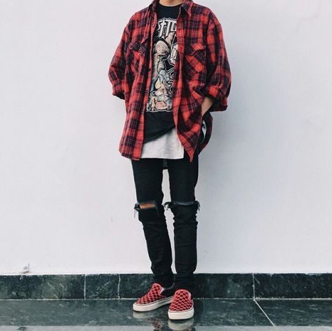 Grunge Clothes Men, Grunge Fashion Men, Punk Fashion Male, Alternative Fashion Men, Alternative Mens Fashion, Red Checkered Vans, Toni Mahfud, Casual Punk, Look Grunge