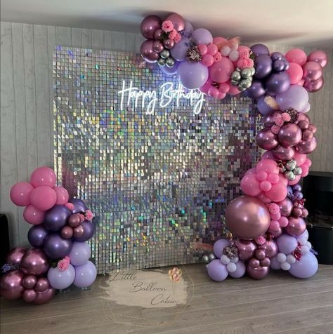 Birthday Ideas Indoor, Party Set Up Ideas Layout, Festa All Pink, Purple Birthday Party Decorations, 23rd Birthday Decorations, 14th Birthday Party Ideas, Sweet Sixteen Birthday Party Ideas, 18th Birthday Decorations, Disco Birthday Party