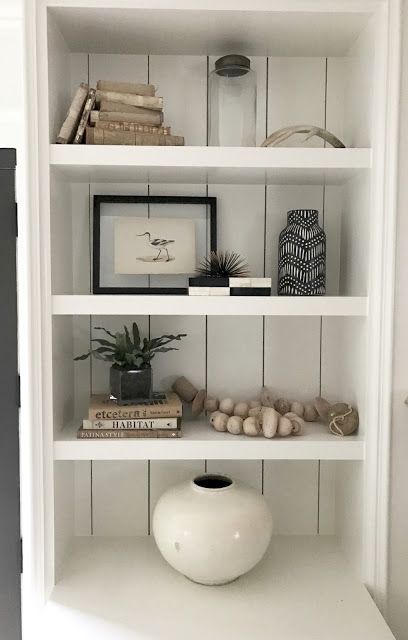 design indulgence: BOOKSHELVES BEFORE AND AFTER Built In Shelf Decor, Bookshelf Styling Living Room, Shelf Styling Living Room, Minimalist Bookshelves, Billy Ikea, Styling Bookshelves, Minimalist Shelves, Shelf Decor Living Room, White Bookshelves