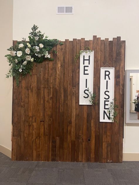 He Is Risen Decorations Church, Resurrection Sunday Backdrop, He Is Risen Photo Backdrop, Easter Photo Wall Church, Easter Stage Decor, Church Easter Photo Booth Ideas, He Is Risen Backdrop, Easter Backdrop Ideas Church, Spring Church Decor