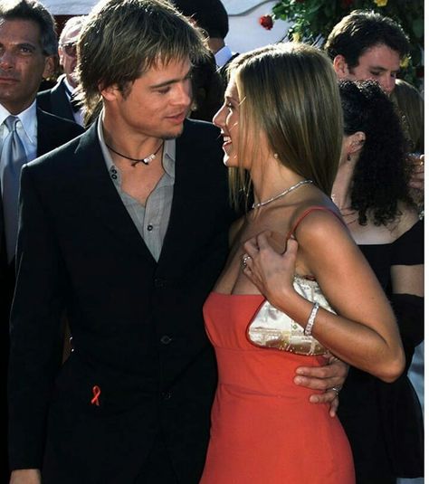 Brad Pitt And Jennifer Aniston, Brad And Jennifer, Brad Pitt Jennifer Aniston, Brad Pitt And Jennifer, Brad And Jen, Rachel Green Friends, Jennifer Aniston Style, Jen Aniston, Celeb Crush