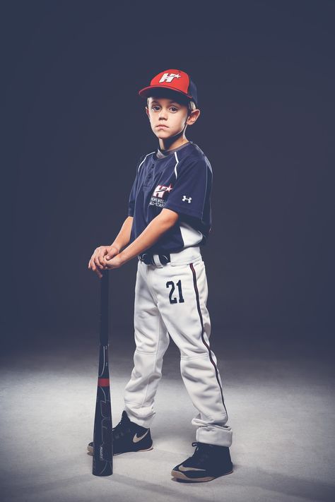 Baseball Kids Photoshoot, Individual Baseball Poses, T Ball Photoshoot, Baseball Individual Pictures, Boys Baseball Photoshoot, Youth Baseball Pictures Poses, Baseball Photoshoot Ideas Kids, Baseball Studio Photography, Baseball Photo Poses