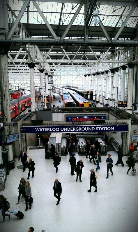 London Transportation, Bg Reference, Waterloo London, Writing Reference, Waterloo Station, Underground Tube, Council Estate, London Underground Stations, Underground Station