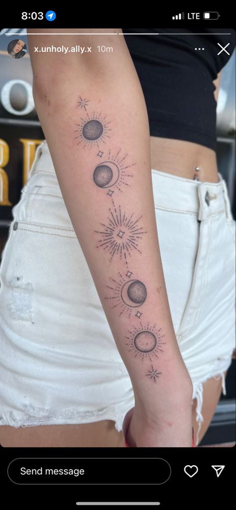 Feyre's Spine Tattoo, Book Hip Tattoo, Feyres Tattoo Acotar, Acotar Forearm Tattoo, Feyre Acheron Tattoo, Moon Phases Tattoo Acotar, Sjm Spine Tattoo, Feyre Archeron Back Tattoo, Feyre Inspired Tattoo