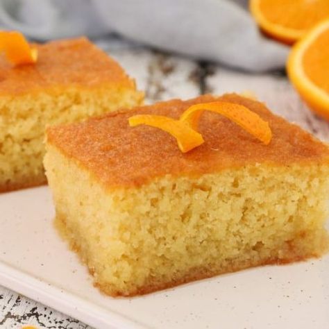 Greek Orange Cake, Greek Baklava, Orange Syrup, Turkish Desserts, Orange Cake Recipe, Greek Desserts, Mediterranean Cuisine, Orange Cake, Moist Cakes