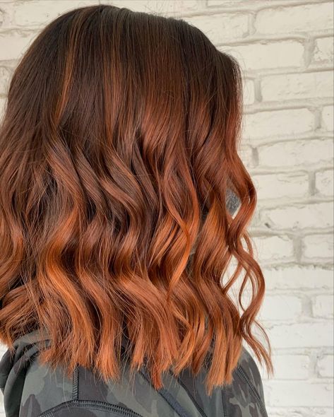 Fall Ginger Hair Ideas, Brown Hair Orange Balayage, Ginger Hair From Brown, Short Balayage Hair Copper, Ref Balayage, Ginger Hair Balayage Brown, Partial Copper Balayage, Brunette With Ginger Balayage, Brunette Ginger Balayage Short Hair