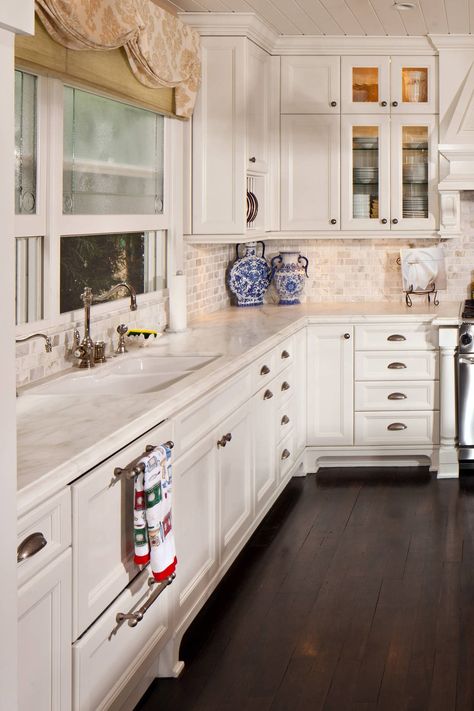 Kitchen Backsplash Ideas Stainless Steel Appliances White Backsplash Ideas With White Cabinets Design Ideas Brick Backsplash With Marble Countertops, Whitewash Brick Backsplash Kitchen White Cabinets, Kitchen Backsplash With Antique White Cabinets, Backsplash With Off White Cabinets, White Kitchen Cabinets With Brick Backsplash, Whitewashed Brick Backsplash, White Wash Brick Backsplash Kitchen, White Washed Brick Backsplash, White Brick Kitchen Backsplash