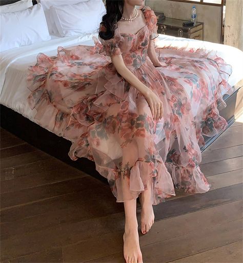 Vintage Tulle Dress, Rose Petal Tea, Pink Floral Chiffon Dress, Chiffon Dress Vintage, Birthday Dress Women, Romantic Academia, Vestidos Color Rosa, Floral Chiffon Dress, Kawaii Dress