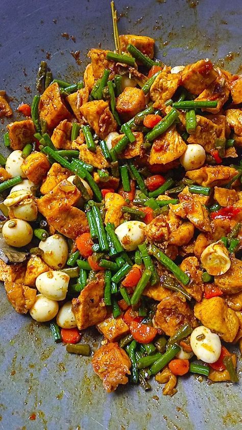 resep masakan hemat Bekal Suami, Masakan Malaysia, Culinary Cooking, Ayam Bakar, Healthy Lunch Meal Prep, Catering Ideas Food, Easy Healthy Meal Prep, Makanan Diet, Dinner Party Recipes