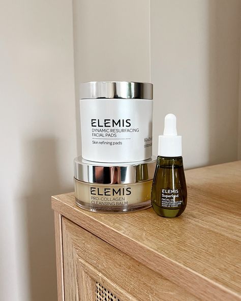 AD My 3 step essentials from @elemis_uki 1. Pro-Collagen Cleansing Balm 2. Dynamic Resurfacing Facial Pads 3. Superfood Facial Oil Have you tried Elemis? What are your favourite products? Get 20% off with code ELEMIS20LP1 & click the link in my bio. 🍃🤍 #elemisskinsider #LoveELEMIS #getcreative Elemis Rose Cleansing Balm, Elemis Eye Cream, Elemis Superfood Facial Oil, Elemis Pro Collagen, Cleansing Balm, Have You Tried, Facial Oil, Facial, The Balm